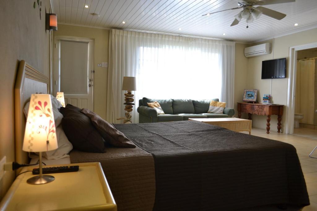 Bananas Apartments Palm Beach Ruang foto